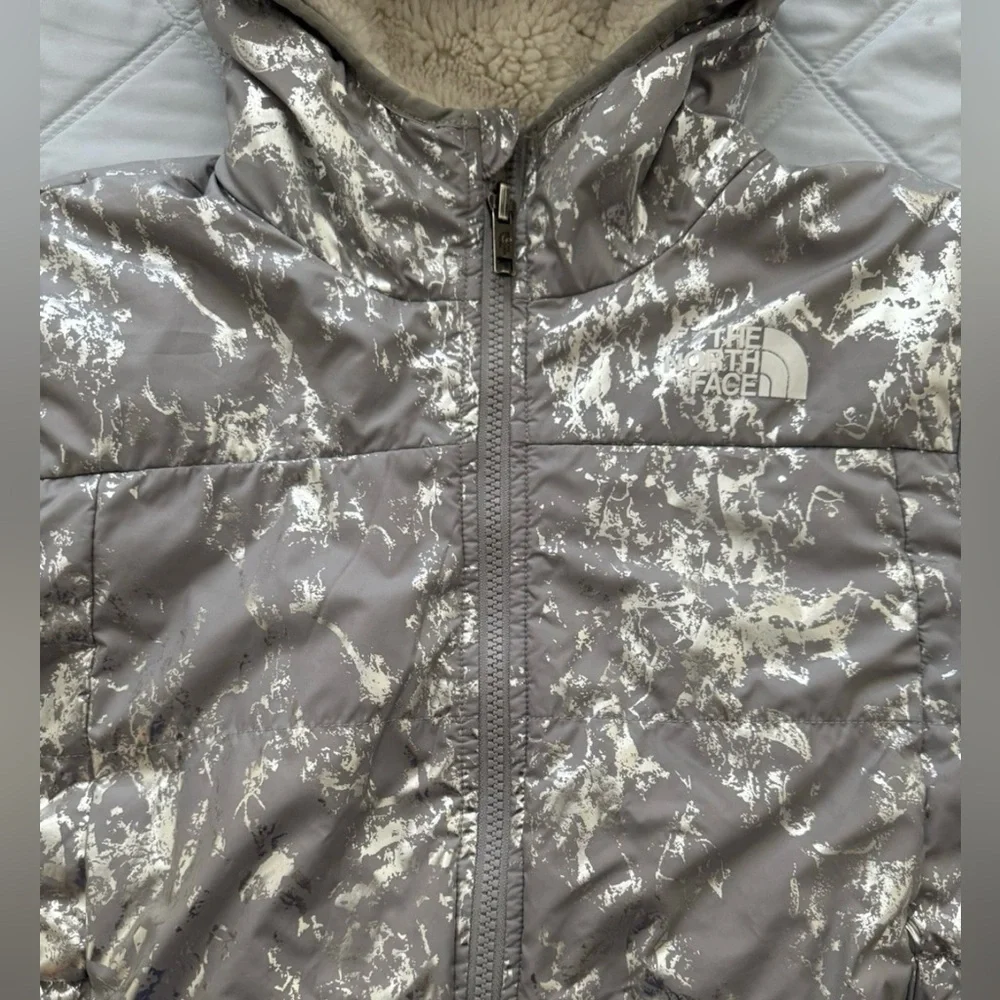 The North Face‎ Kids Reversible Metallic Gray Puffer Jacket